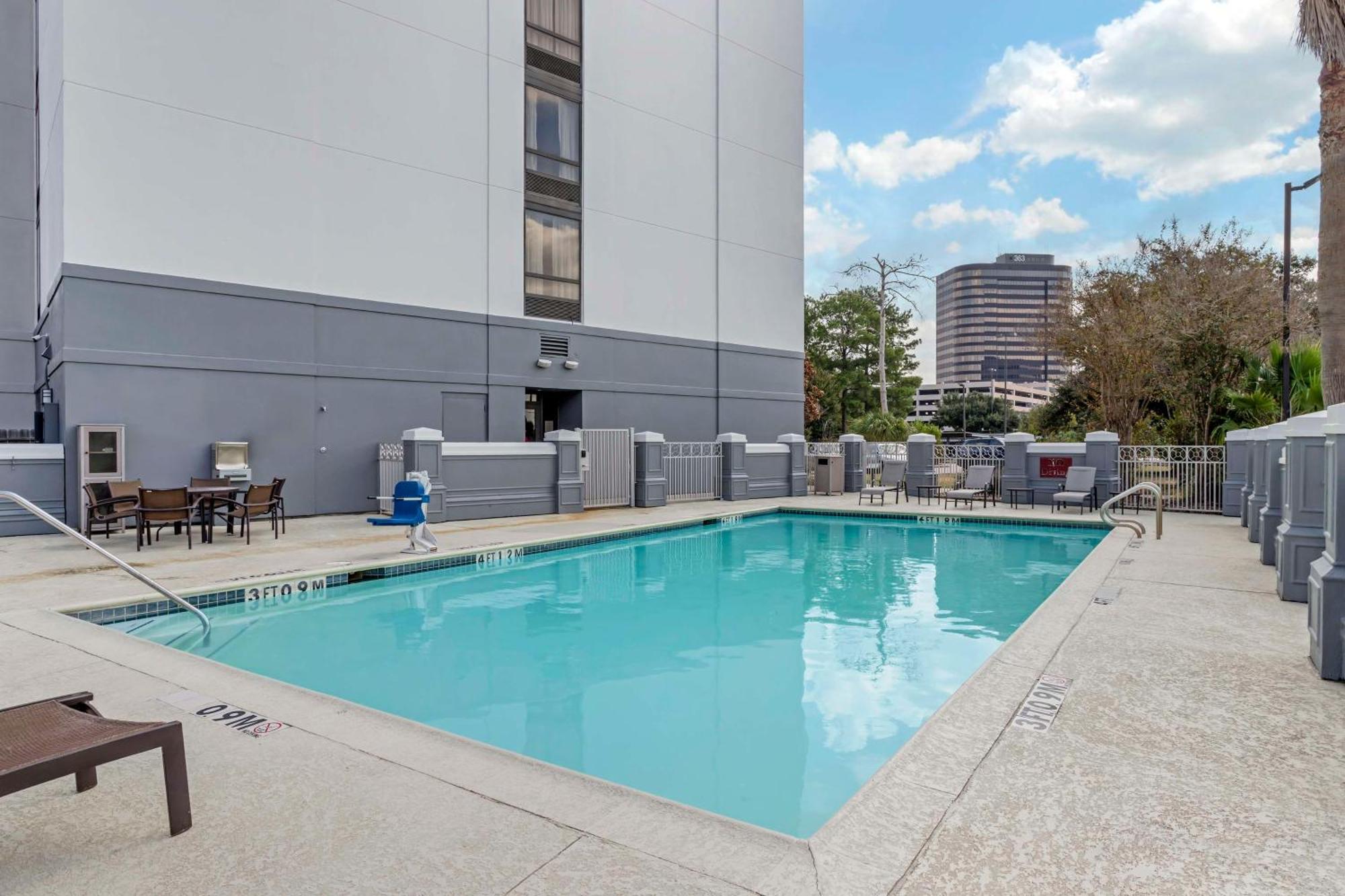 Hyatt Place Houston-North Exterior photo